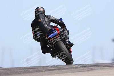 media/May-26-2024-Lets Ride (Sun) [[4952920045]]/B Group/1020am (Grapevine)/